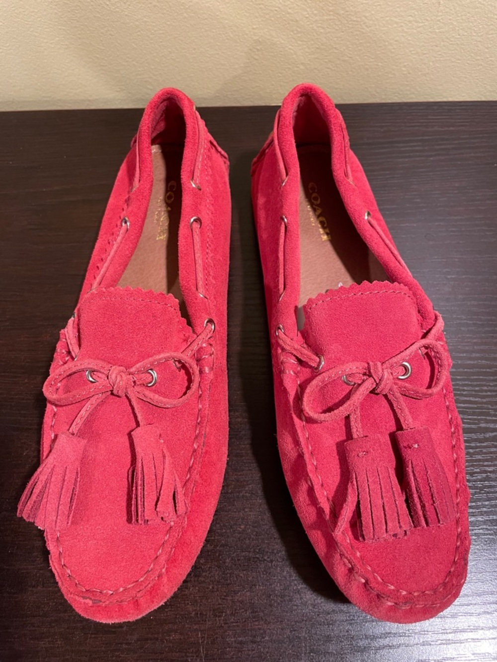 Coach Red Suede Tassel Bow Moccasin Loafers Size 6